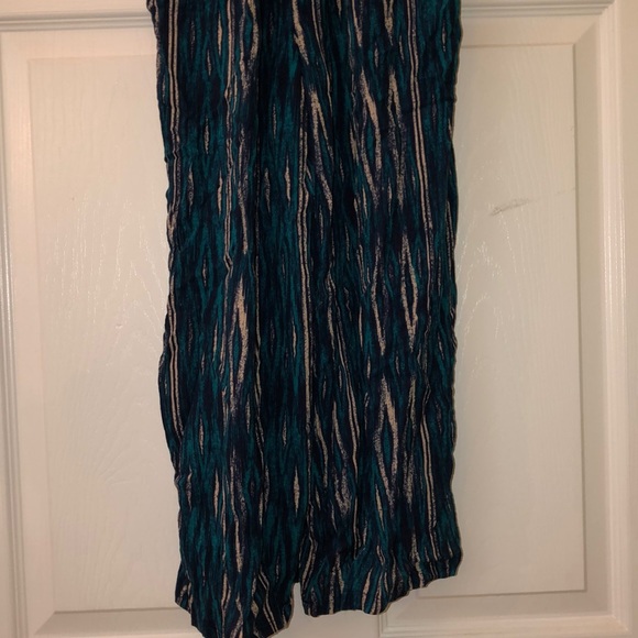 Light-weight jumpsuit, perfect for summer. - Picture 8 of 8